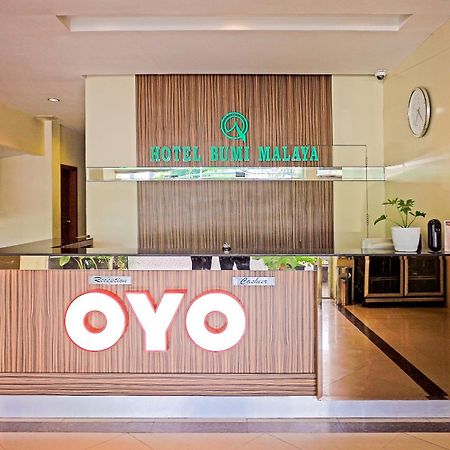 Oyo 1009 Hotel Bumi Malaya Medan Exteriör bild